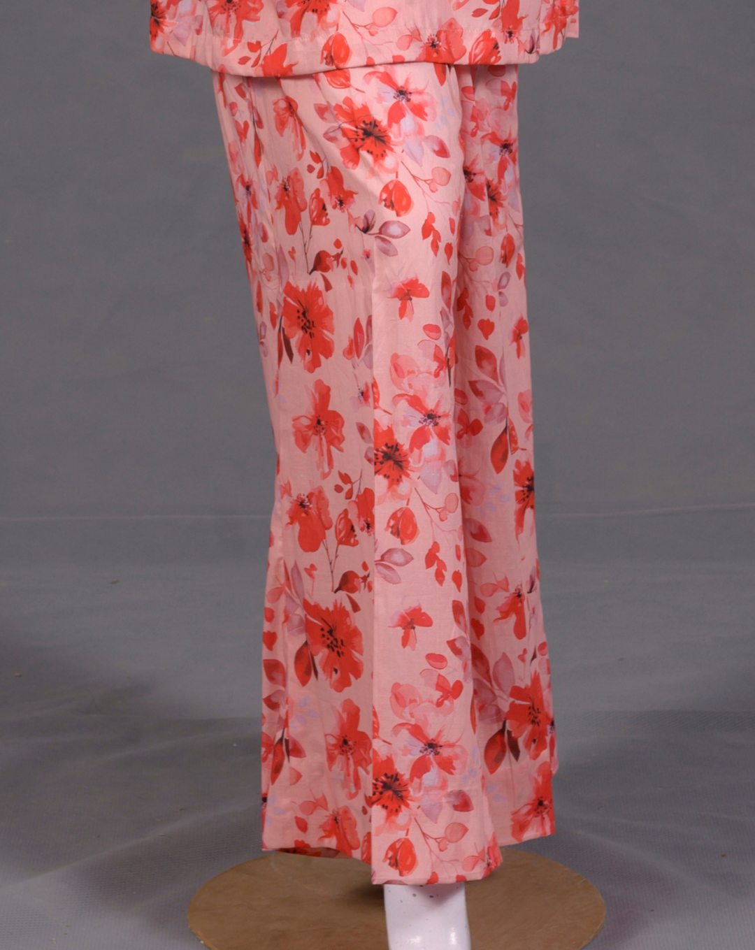 Designer Printed Lawn 2-Piece Suit - JFS947 - View 2