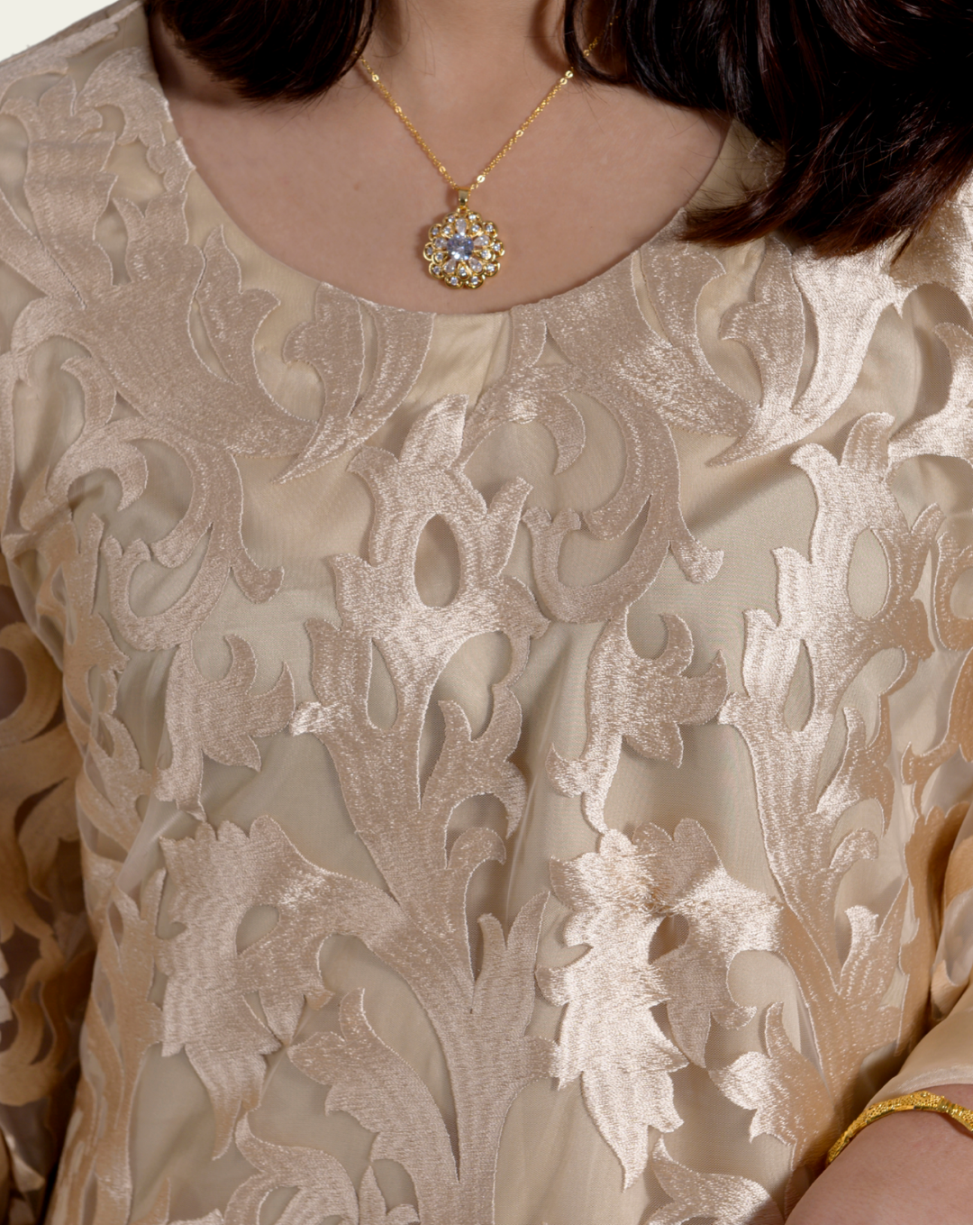 Golden Thread Cutwork Embroidery 3-Piece Net Suit - View 6