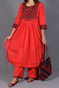 Hand-crafted embroidery and fabric detail of Black & Red Hand Embroidered Cotton Suit with Matching Bag - JFS965 | Joycelyn Fashion