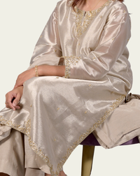 Hand-crafted embroidery and fabric detail of Silver Gray Katan Silk 3-Piece Suit with Hand Resham & Pearl Embroidery - JFF933 | Joycelyn Fashion